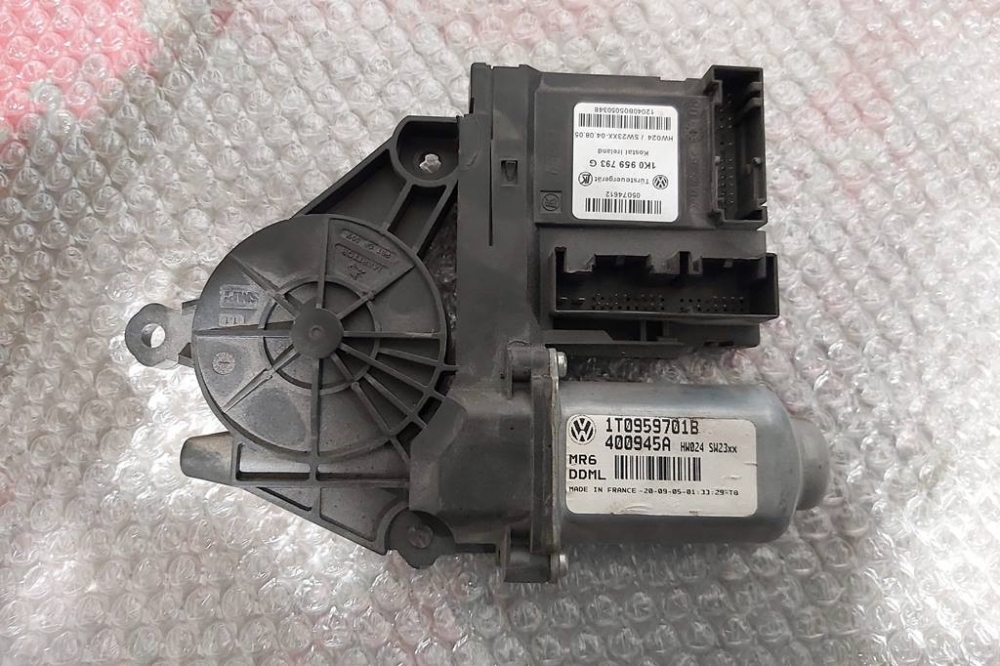 Venstre foran Ruteheis VW Passat B6 1K0 959 793 G
