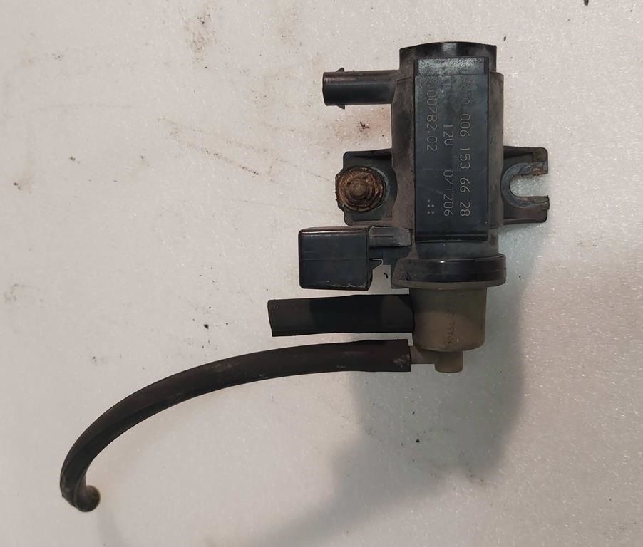 Vakuumventil / Sensor map Mercedes Sprinter A 006 153 66 28