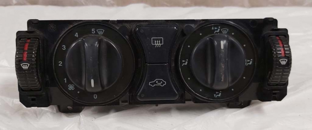 Varmeapparat betjening Mercedes-Benz 210 830 01 85